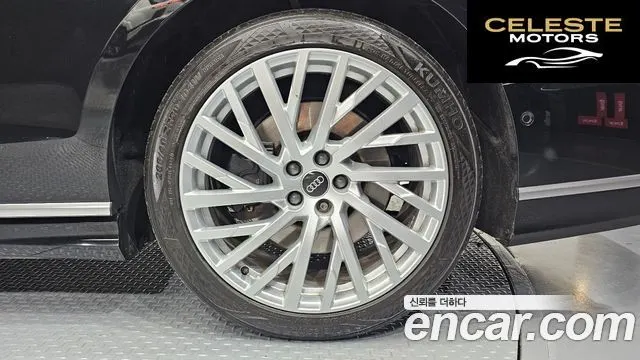 AUDI A8 (D5) 55 TFSI Quattro LWB 2021 — photo 7 sur 31