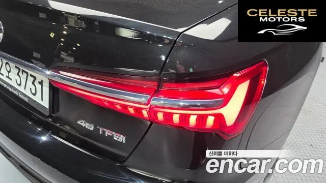 AUDI A6 (C8) 45 TFSI Premium 2020 — photo 8 sur 39