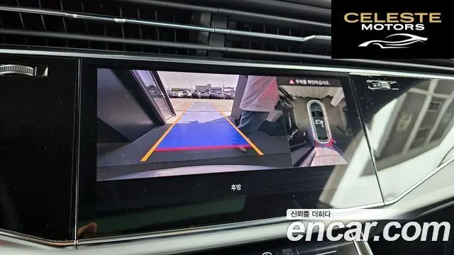 AUDI Q8 (4M) 55 TFSI Quattro Premium 2021 — photo 21 sur 41