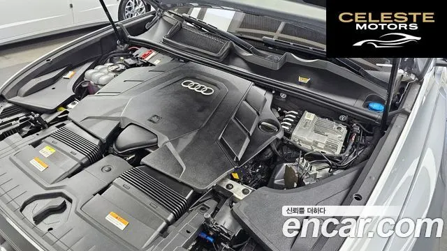 AUDI Q8 (4M) 55 TFSI Quattro Premium 2021 — photo 6 sur 41