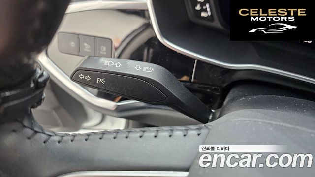 AUDI Q3 (F3) 35 TDI 2020 — photo 30 sur 38
