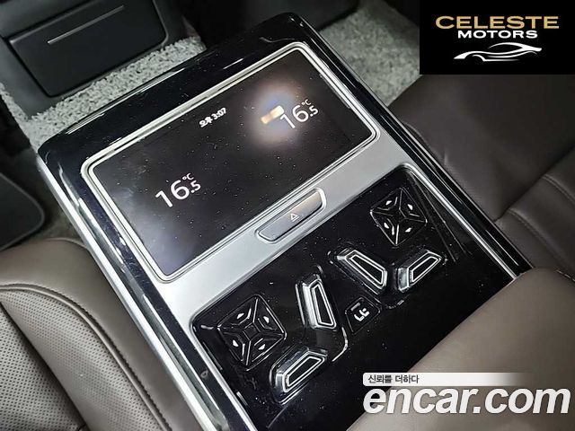 AUDI A8 (D5) 55 TFSI Quattro LWB 2020 — photo 14 sur 26
