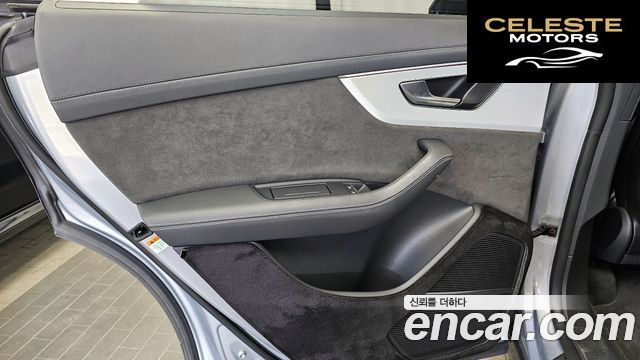 AUDI Q8 (4M) 55 TFSI Quattro Premium 2021 — photo 15 sur 41