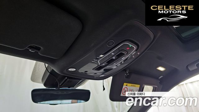 AUDI Q8 (4M) 55 TFSI Quattro Premium 2021 — photo 22 sur 41