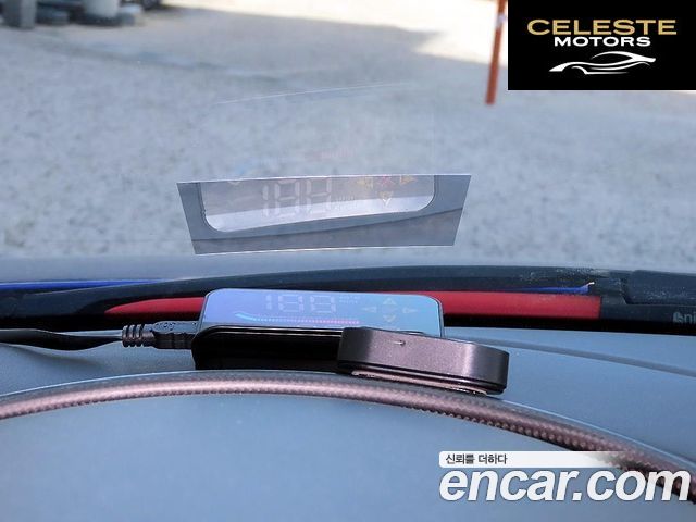 AUDI R8 5.2 V10 Spyder 2011 — photo 18 sur 25