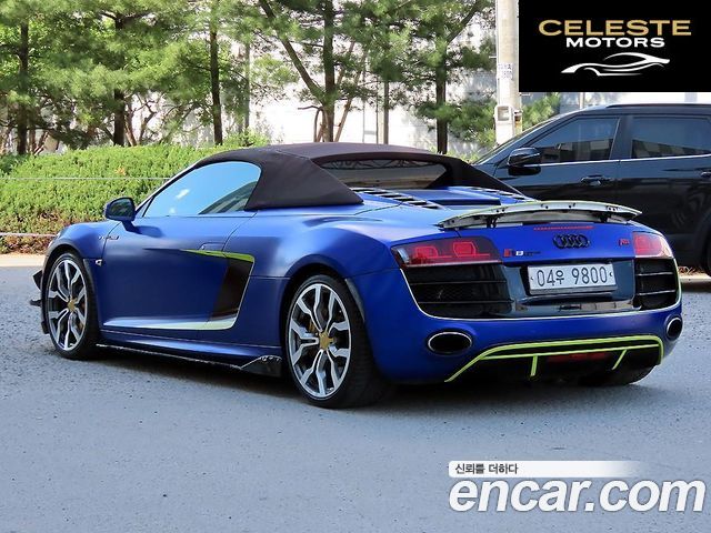 AUDI R8 5.2 V10 Spyder 2011 — photo 3 sur 25