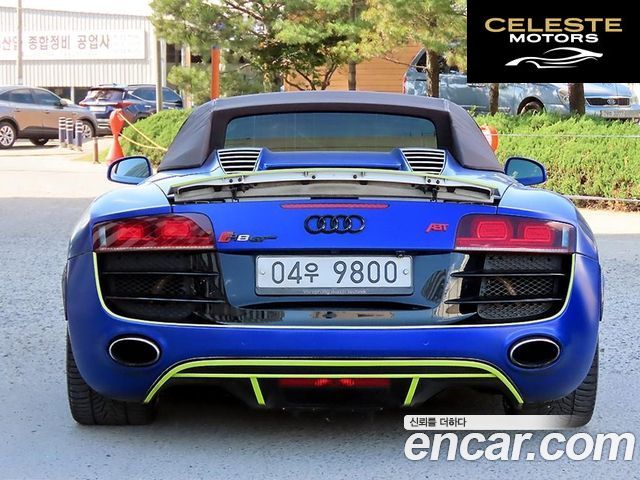 AUDI R8 5.2 V10 Spyder 2011 — photo 4 sur 25