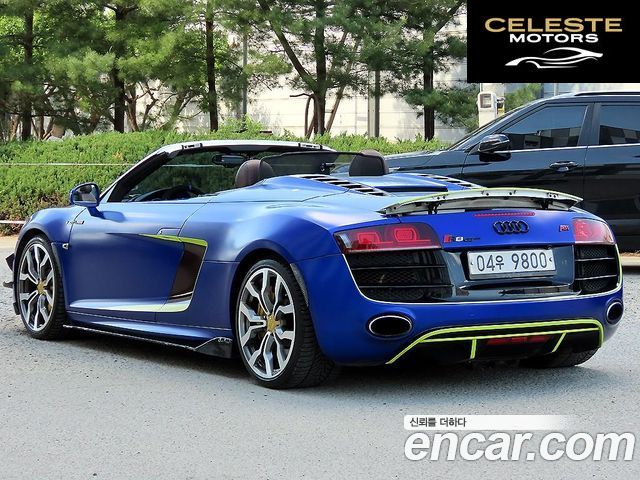 AUDI R8 5.2 V10 Spyder 2011 — photo 7 sur 25
