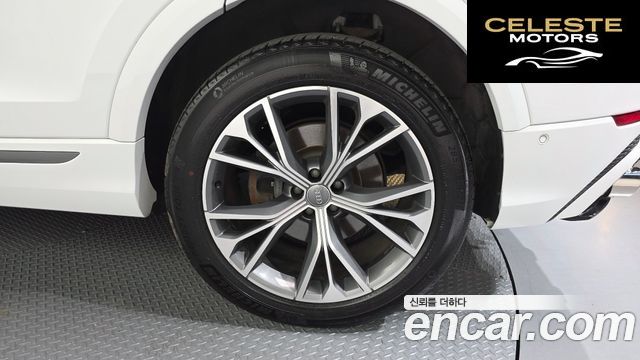 AUDI Q8 (4M) 50 TDI Quattro Premium 2020 — photo 7 sur 35