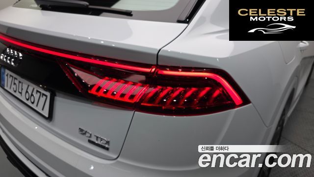 AUDI Q8 (4M) 50 TDI Quattro Premium 2020 — photo 9 sur 35