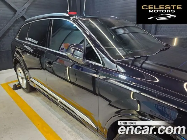 AUDI Q7 (4M) 45 TDI Quattro 2021 — photo 4 sur 15