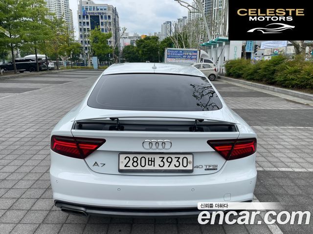 AUDI A7 40 TFSI Quattro Sport 2016 — photo 15 sur 21