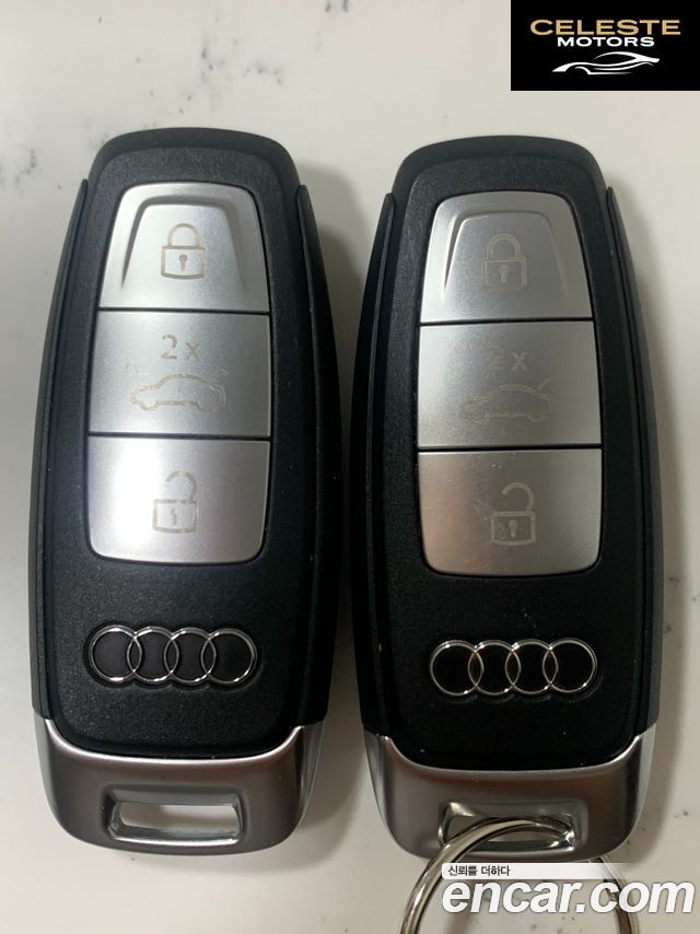 AUDI Q4 e-(F4) 40 Premium 2022 — photo 16 sur 23
