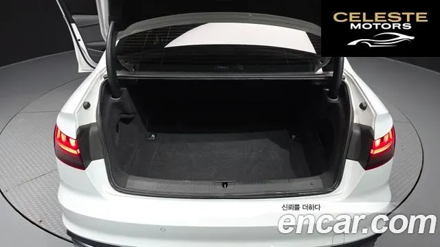 AUDI A4 (B9) 40 TFSI 2021 — photo 26 sur 30