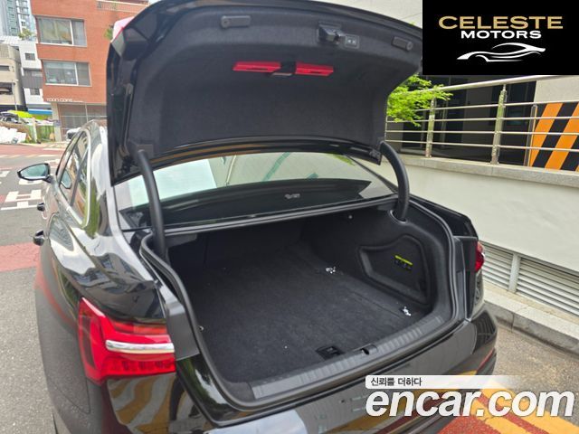 AUDI A6 (C8) 40 TDI Premium 2023 — photo 19 sur 26