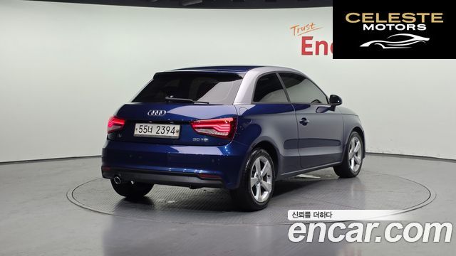 AUDI A1 30 TDI 2015 — photo 2 sur 20