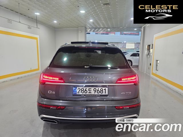 AUDI Q5 (FY) 45 TFSI Quattro Premium 2023 — photo 6 sur 24
