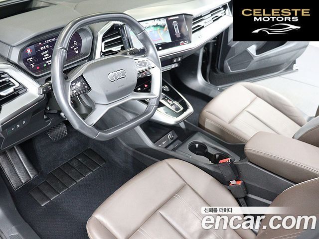 AUDI Q4 e-(F4) 40 Premium 2023 — photo 17 sur 26