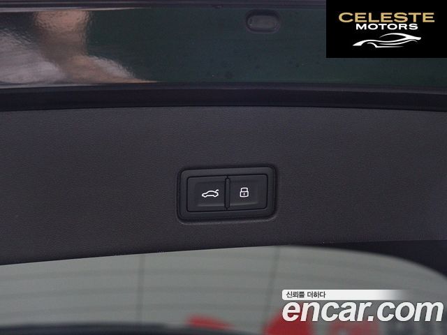 AUDI Q4 e-(F4) 40 Premium 2023 — photo 6 sur 26