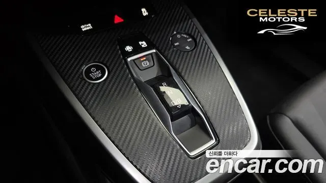 AUDI Q4 e-(F4) 40 Premium 2022 — photo 11 sur 39