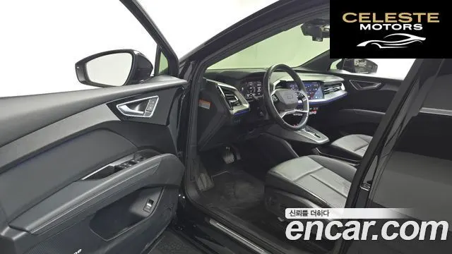 AUDI Q4 e-(F4) 40 Premium 2022 — photo 12 sur 39