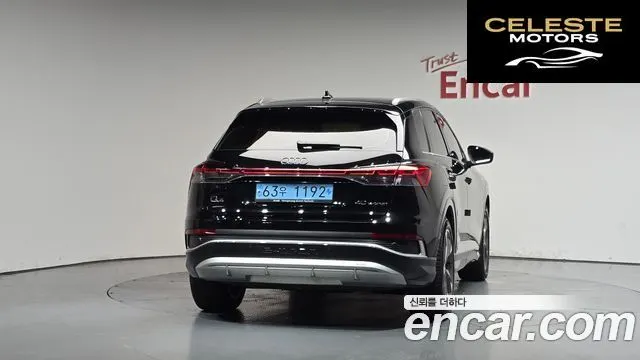 AUDI Q4 e-(F4) 40 Premium 2022 — photo 3 sur 39