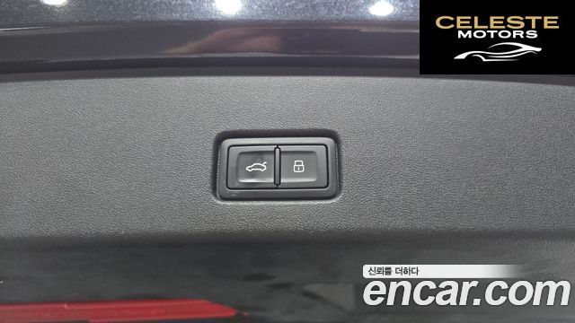 AUDI Q4 e-(F4) 40 Premium 2022 — photo 25 sur 39