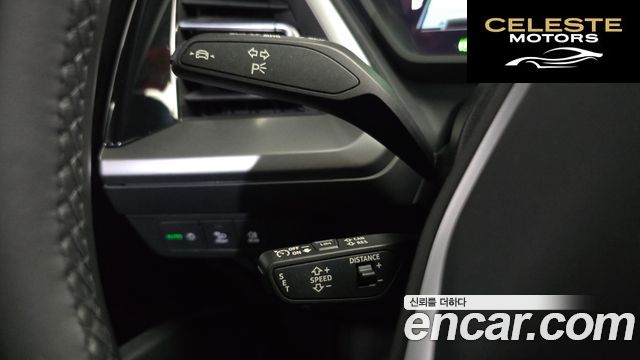 AUDI Q4 e-(F4) 40 Premium 2022 — photo 26 sur 39