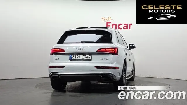AUDI Q5 (FY) 45 TFSI Quattro Premium 2023 — photo 4 sur 33