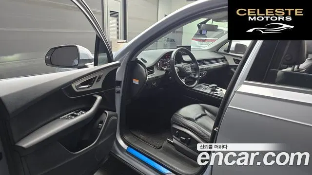 AUDI Q7 (4M) 45 TFSI Quattro 2019 — photo 13 sur 32