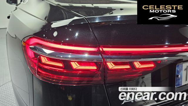 AUDI A8 (D5) 55 TFSI Quattro LWB 2021 — photo 9 sur 31
