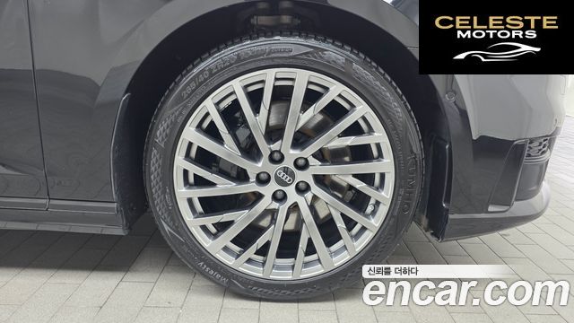 AUDI A8 (D5) 55 TFSI Quattro LWB 2021 — photo 7 sur 34