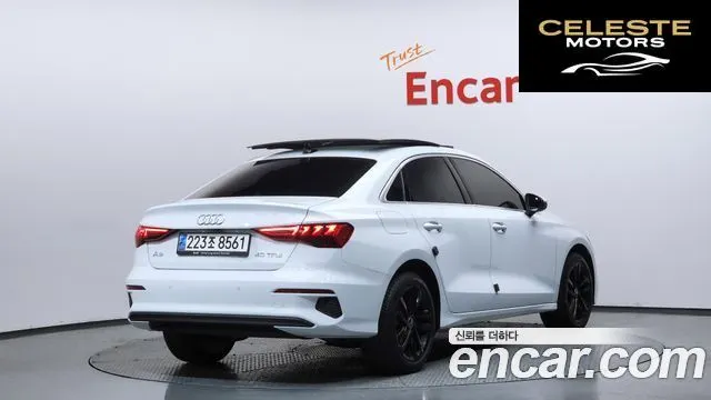 AUDI A3 (8Y) 40 TFSI 2023 — photo 2 sur 36