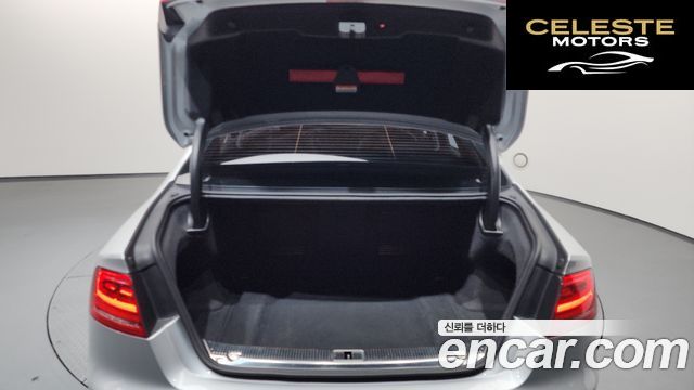 AUDI A8 3.0 TDI Quattro 2012 — photo 19 sur 20
