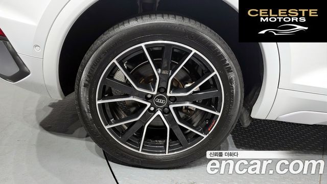 AUDI Q5 (FY) 45 TFSI Quattro Premium Sportback 2022 — photo 5 sur 33