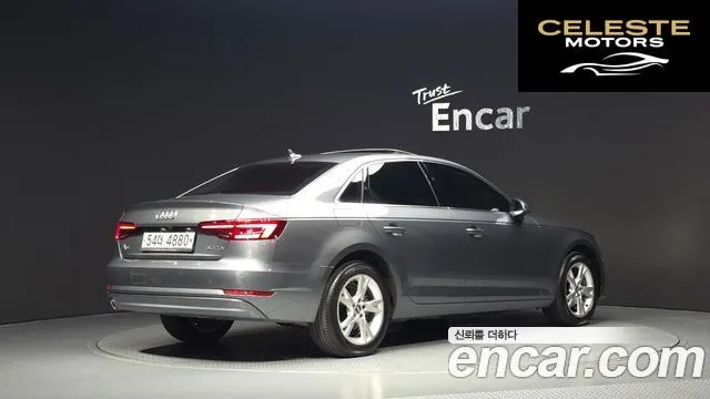 AUDI A4 (B9) 30 TDI Premium 2018 — photo 2 sur 34