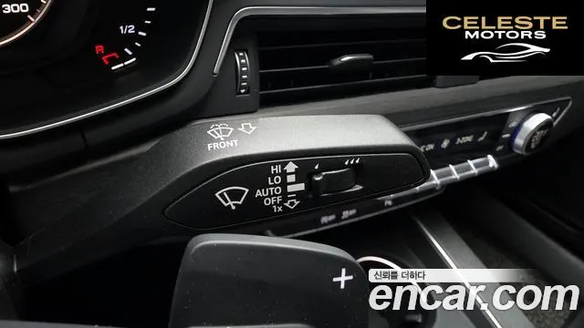 AUDI A4 (B9) 30 TDI Premium 2018 — photo 24 sur 34