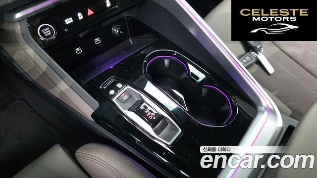 AUDI Q5 (80A) 45 TFSI Quattro S Line 2025 — photo 12 sur 36