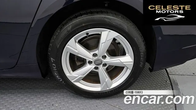 AUDI A6 (C8) 40 TDI 2021 — photo 7 sur 33