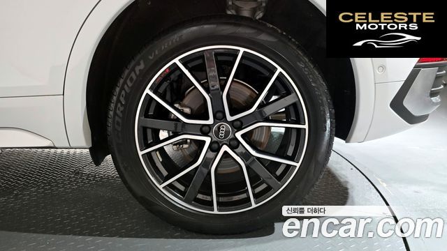 AUDI Q5 (FY) 45 TFSI Quattro Premium Sportback 2023 — photo 6 sur 31