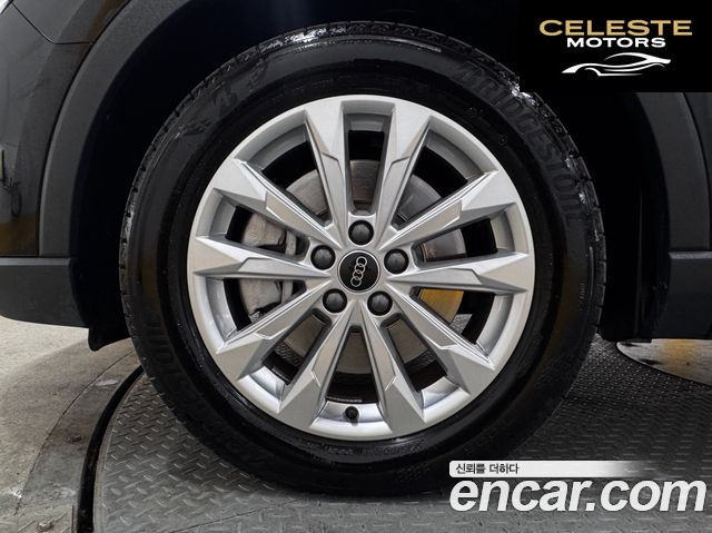 AUDI Q3 (F3) 40 TFSI Quattro 2025 — photo 5 sur 26