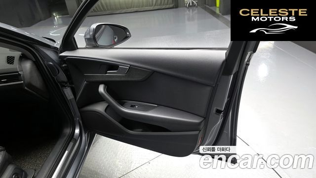 AUDI A4 (B9) 30 TDI Premium 2018 — photo 14 sur 34