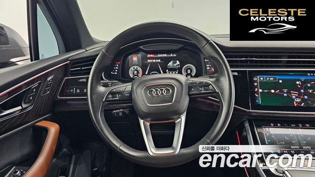 AUDI Q7 (4M) 45 TDI Quattro Premium 2021 — photo 13 sur 20