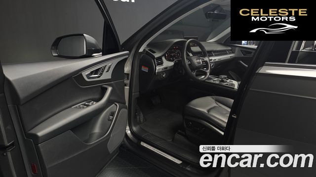 AUDI Q7 (4M) 45 TFSI Quattro 2019 — photo 12 sur 34