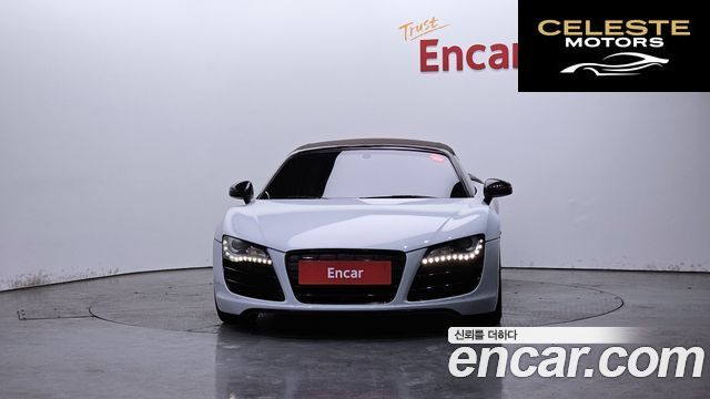 AUDI R8 5.2 V10 Spyder 2012 — photo 3 sur 26