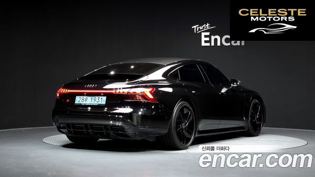 AUDI RS e-GT GT RS 2022 — photo 2 sur 20