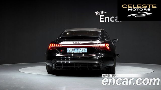 AUDI RS e-GT GT RS 2022 — photo 4 sur 20