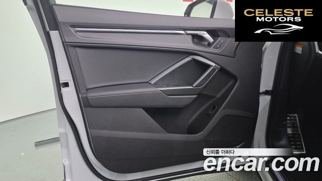 AUDI Q3 (F3) 35 TDI Premium Sportback 2022 — photo 14 sur 33