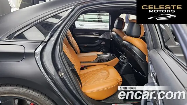 AUDI S8 4.0 TFSI Quattro 2015 — photo 12 sur 20