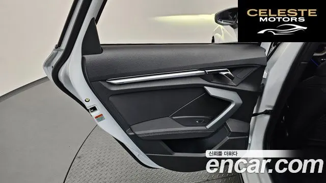 AUDI A3 (8Y) 40 TFSI Quattro Premium 2025 — photo 15 sur 34